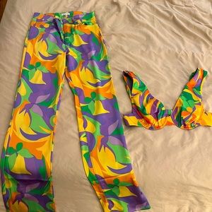 Danielle Bernstein Ankle Flared Saved by the Bell Pants & Underwire V-neck Top